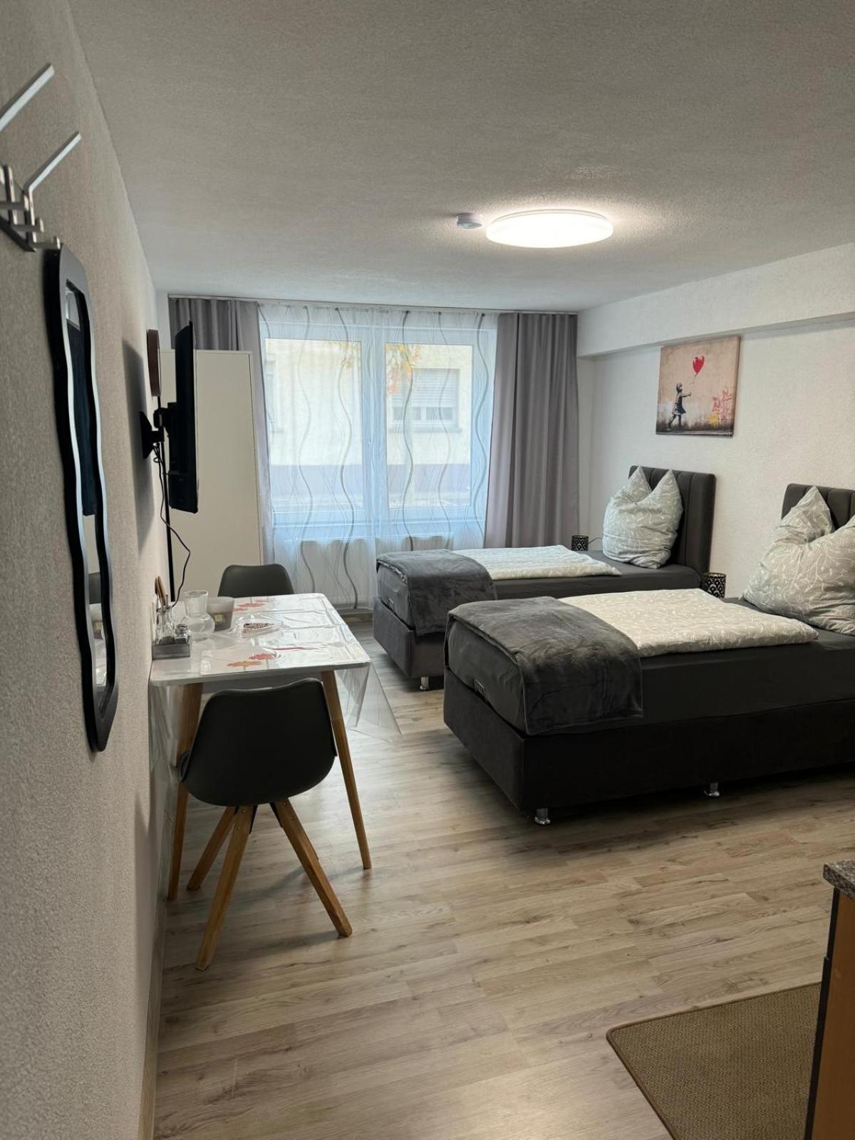 Heidenheim Unterkunft ภายนอก รูปภาพ